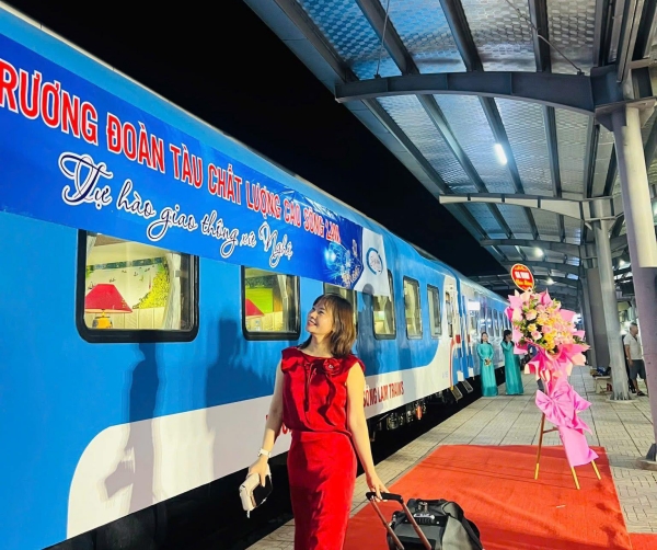 Cách mua vé tàu Sông Lam