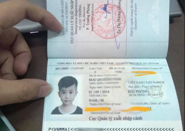 Hộ chiếu là giấy tờ bắt buộc với tất cả hành khách khi đi tàu liên vận quốc tế Hà Nội - Nam Ninh, kể cả trẻ em.